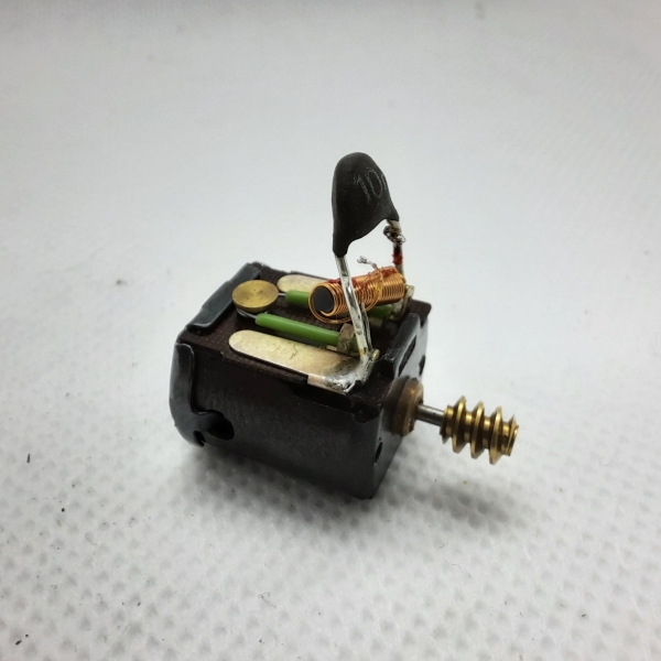 Minitrix Br 89-005  Motor