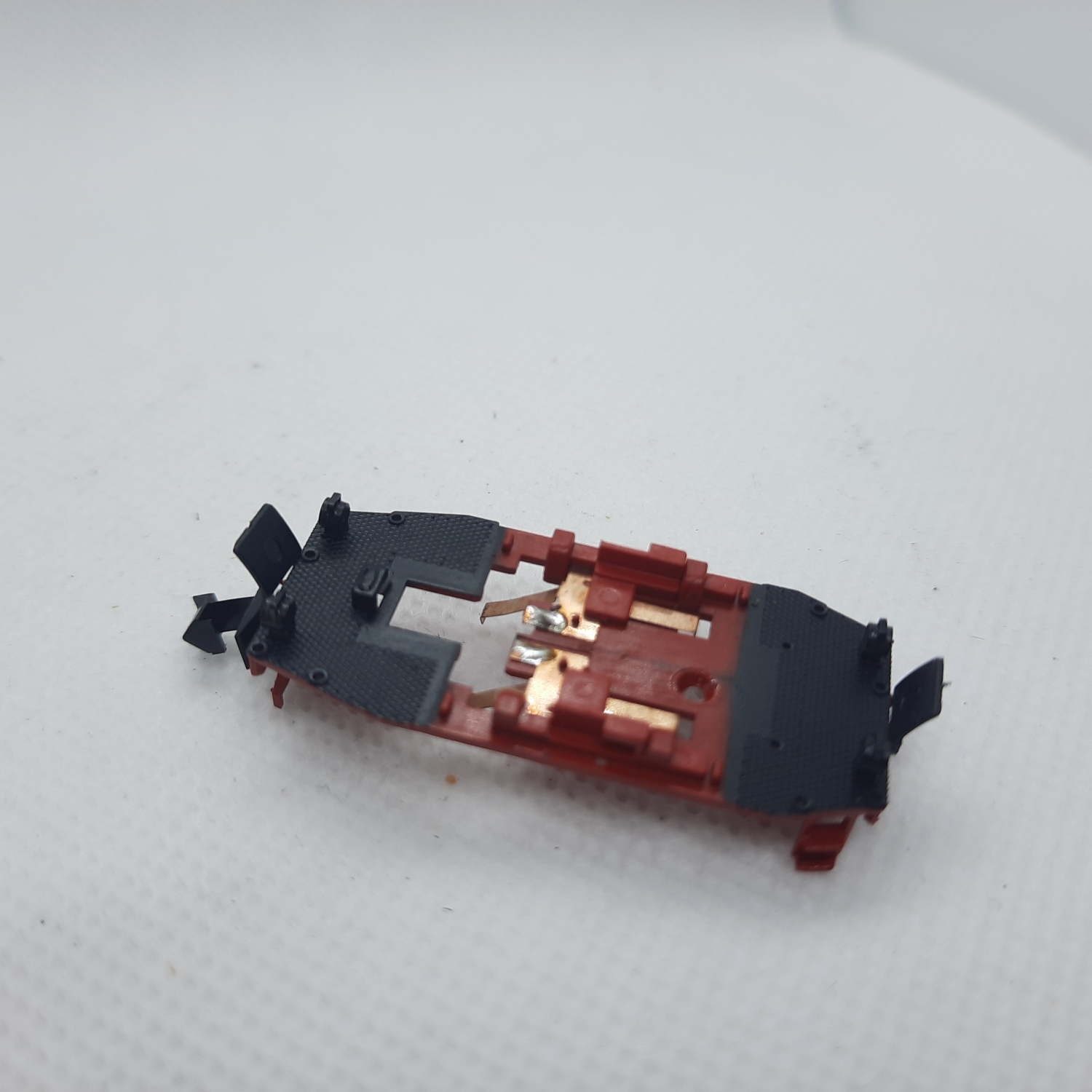 Minitrix Br98.3 / Glaskasten Umlaufblech mit Anbauteilen 41201505